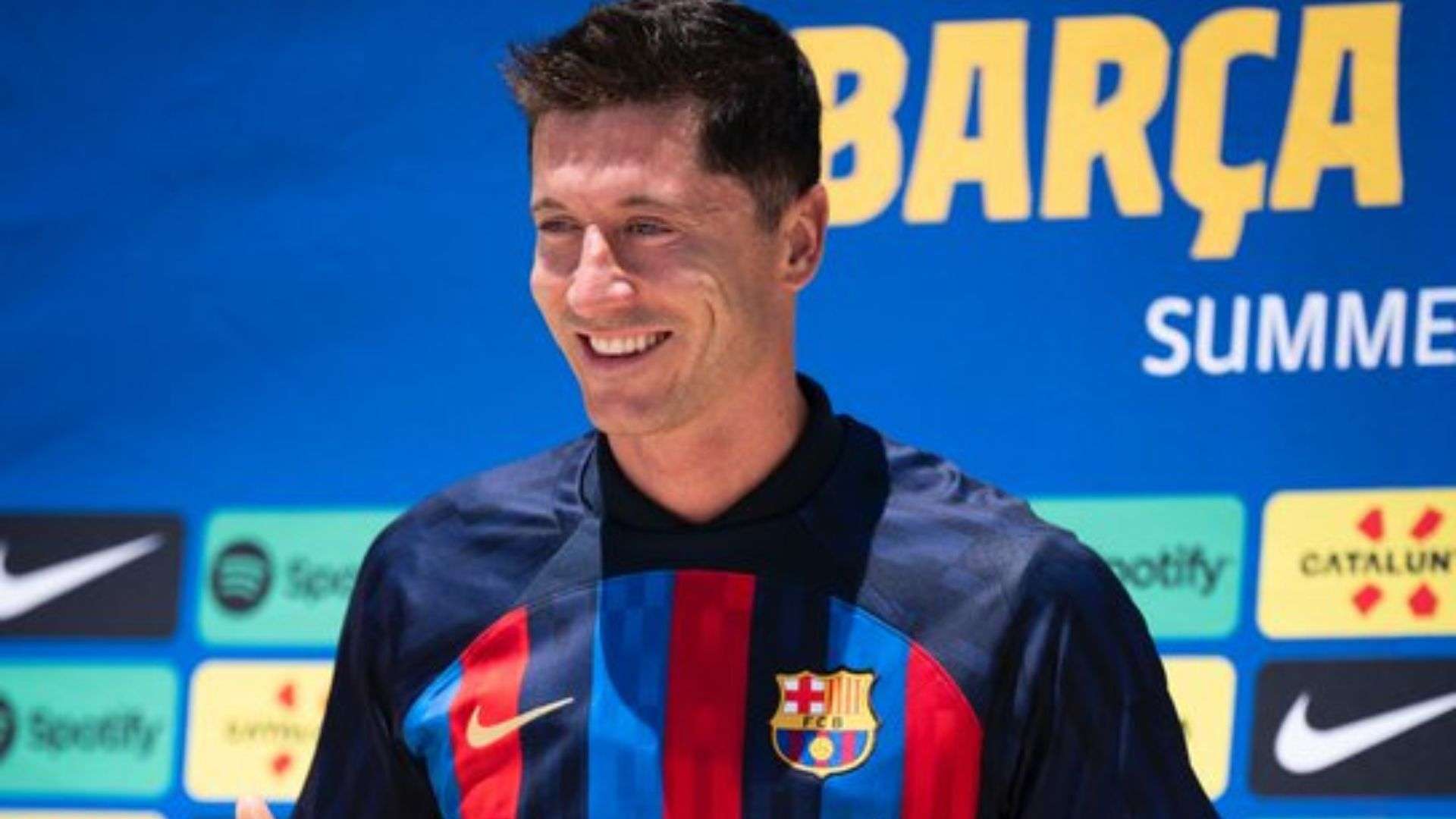 梅西短短两分钟闪电破门创造七项新纪录苏神助攻助力再现经典瞬间